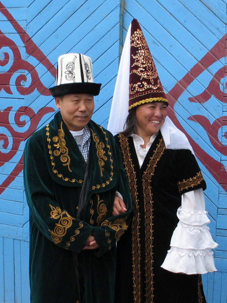Национальная шапка киргизов фото
